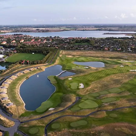 Revninge Guesthouse בית הארחה